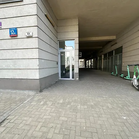 Elektoralnastreet Parkingfree Daire Varşova